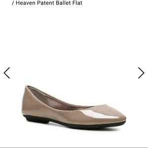 Steve Madden Patent Leather Flats
